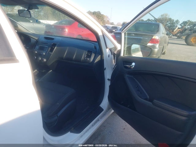 44675905 :رقم المزاد ، KNAFK4A61G5488383 vin ، 2016 Kia Forte Lx مزاد بيع