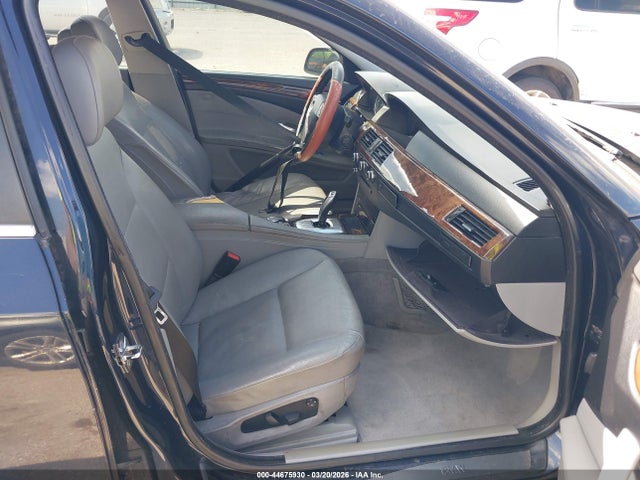 2010 BMW 528I WBANU5C50AC124751 Photo 4