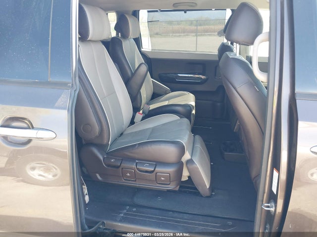 KNDME5C1XF6038250 KIA Sedona Sx Luxury