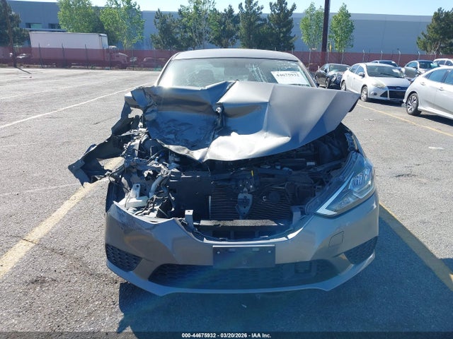 3N1AB7AP8KY233185 Nissan SENTRA S