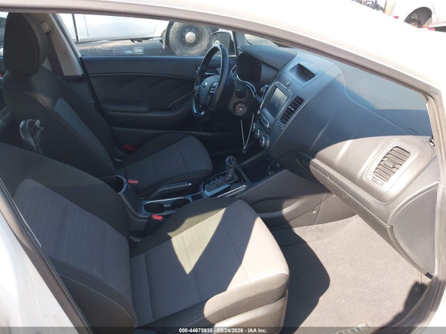 KIA FORTE S 2018 3KPFL4A79JE219567 Image 5