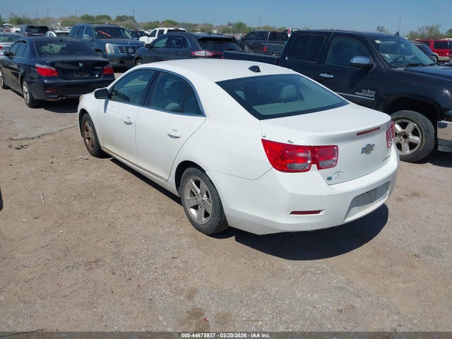 2014 CHEVROLET MALIBU 1G11A5SL3EF291127 Photo 2