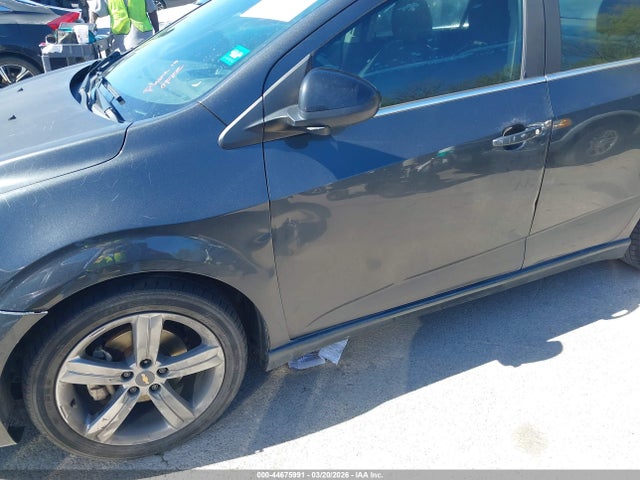 1G1JG5SB2G4113794 Chevrolet Sonic Rs Auto