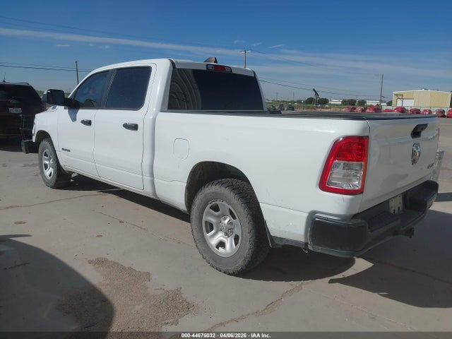 2022 RAM 1500 1C6SRFNT0NN443108 Photo 2