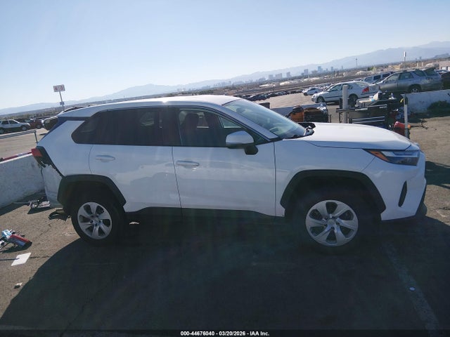 Toyota RAV4 LE 2024 2T3G1RFV9RC417002 Image 13