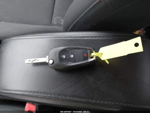 44676047 :رقم المزاد ، 3G1BE6SM7HS556171 vin ، 2017 Chevrolet Cruze Lt Auto مزاد بيع