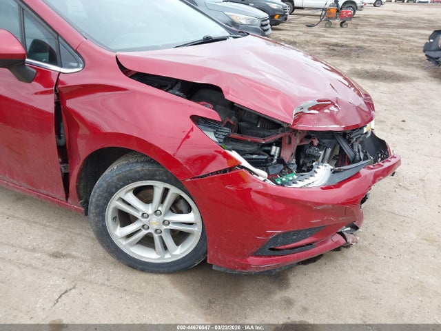 44676047 :رقم المزاد ، 3G1BE6SM7HS556171 vin ، 2017 Chevrolet Cruze Lt Auto مزاد بيع