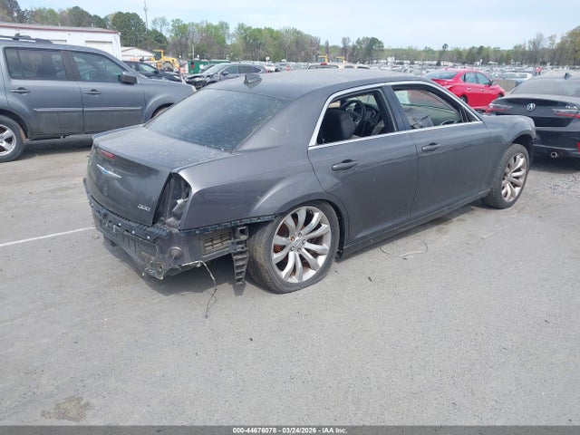 44676078 :رقم المزاد ، 2C3CCAAG5JH232360 vin ، 2018 Chrysler 300 Touring L مزاد بيع