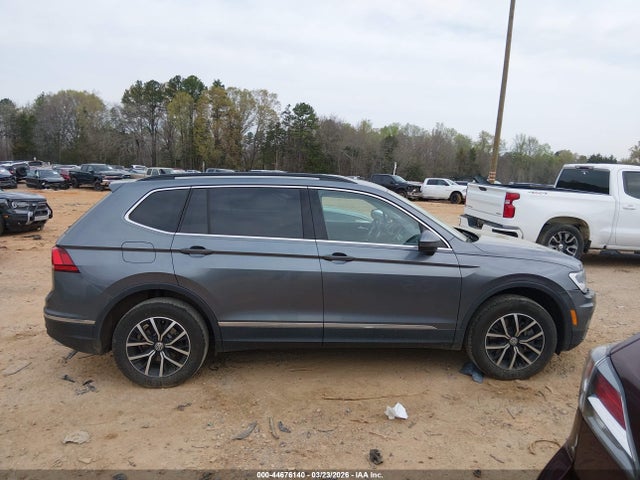 44676140 :رقم المزاد ، 3VV3B7AX7MM039135 vin ، 2021 Volkswagen Tiguan 2.0t Se/2.0t Se R-line Black/2.0t Sel مزاد بيع