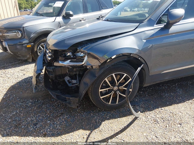 44676140 :رقم المزاد ، 3VV3B7AX7MM039135 vin ، 2021 Volkswagen Tiguan 2.0t Se/2.0t Se R-line Black/2.0t Sel مزاد بيع