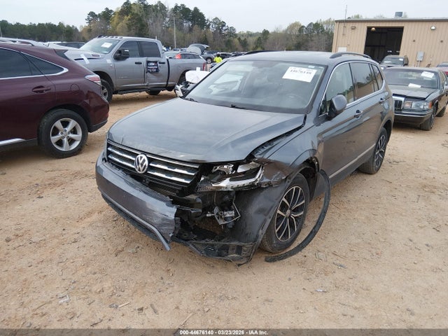 44676140 :رقم المزاد ، 3VV3B7AX7MM039135 vin ، 2021 Volkswagen Tiguan 2.0t Se/2.0t Se R-line Black/2.0t Sel مزاد بيع
