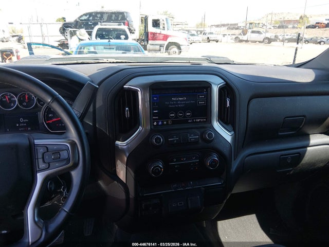 2GC4YNE75P1708515 Chevrolet Silverado 2500hd 4wd Standard Bed Lt