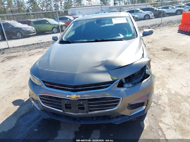 1G1ZD5ST2JF147895 Chevrolet MALIBU LT