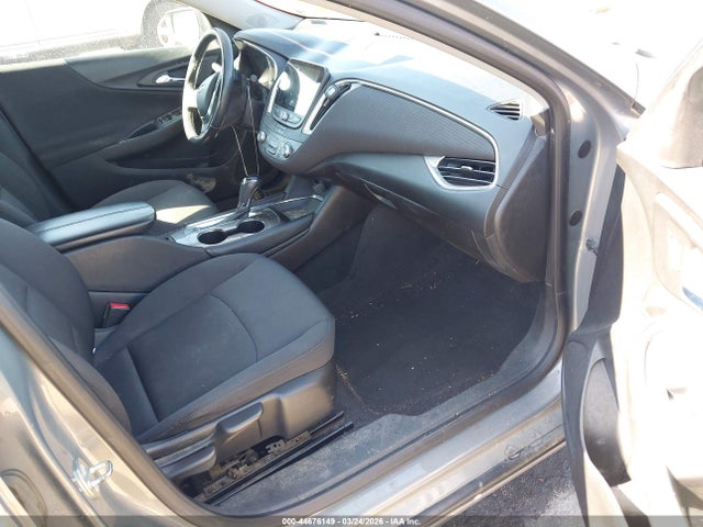 1G1ZD5ST2JF147895 Chevrolet MALIBU LT