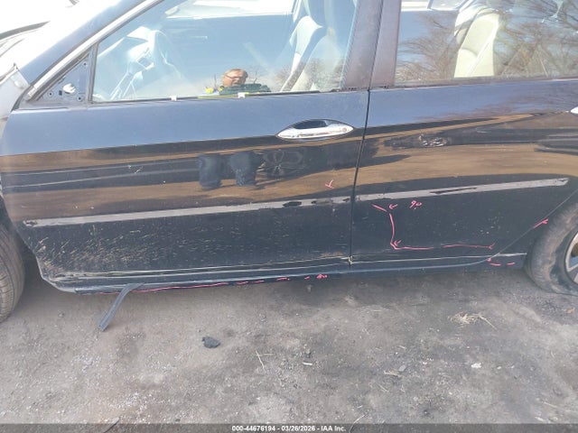 44676194 :رقم المزاد ، 1HGCR2F39HA270738 vin ، 2017 Honda Accord Lx مزاد بيع