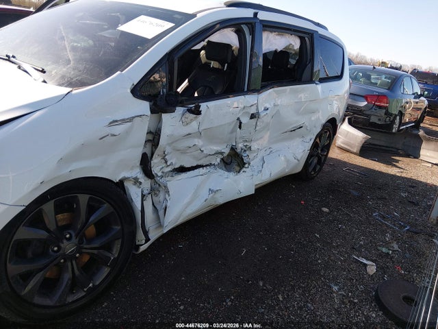 Aukcja sprzedaży 2019 Chrysler Pacifica Touring L Plus, vin: 2C4RC1EG8KR638919, numer aukcji: 44676209