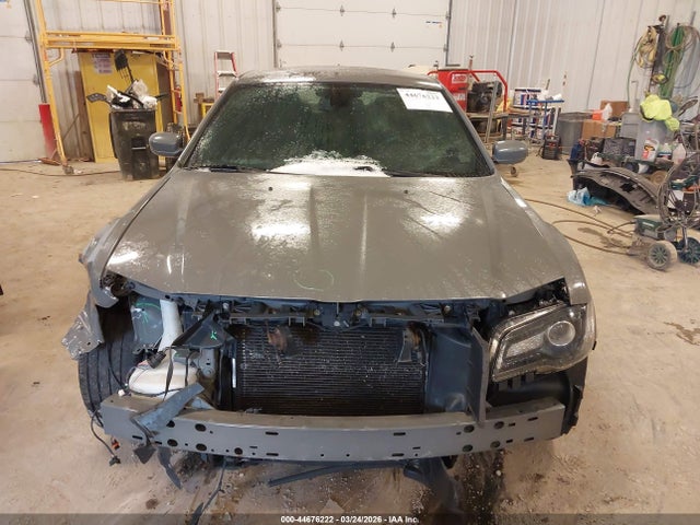 2018 Chrysler 300 300s Awd მანქანა იყიდება აუქციონზე, vin: 2C3CCAGG0JH149538, აუქციონის ნომერი: 44676222