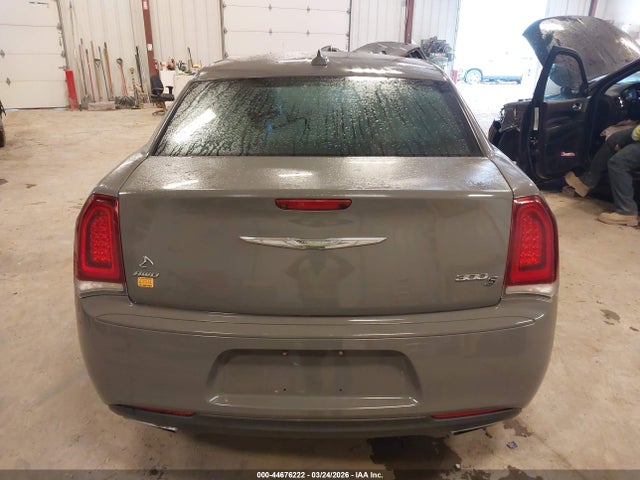 2018 Chrysler 300 300s Awd მანქანა იყიდება აუქციონზე, vin: 2C3CCAGG0JH149538, აუქციონის ნომერი: 44676222