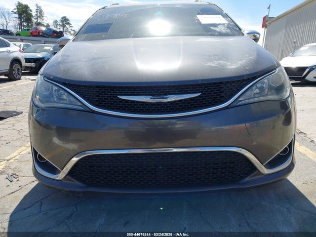 2017 Chrysler Pacifica Limited მანქანა იყიდება აუქციონზე, vin: 2C4RC1GG9HR734953, აუქციონის ნომერი: 44676244