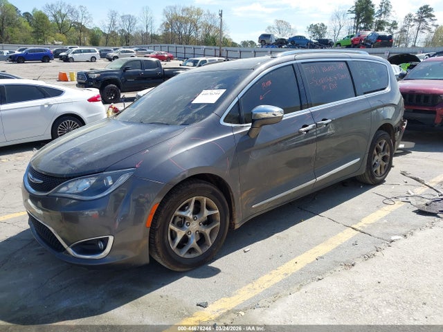 2017 Chrysler Pacifica Limited მანქანა იყიდება აუქციონზე, vin: 2C4RC1GG9HR734953, აუქციონის ნომერი: 44676244