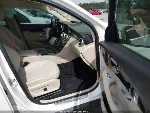 Продажа на аукционе авто 2020 Mercedes-benz Glc 300, vin: WDC0G8DB5LF730178, номер лота: 44676283