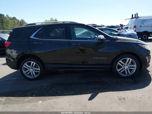 Продаж на аукціоні авто 2018 Chevrolet Equinox Premier, vin: 2GNAXVEV5J6101262, номер лоту: 44676284