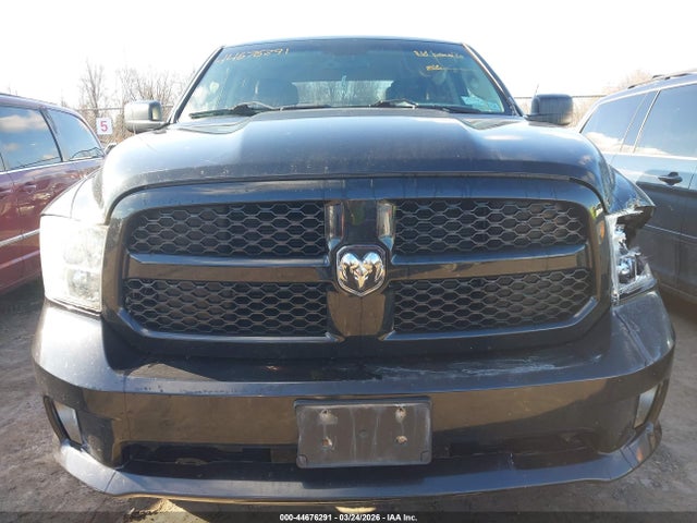 44676291 :رقم المزاد ، 1C6RR7FG2GS322249 vin ، 2016 Ram 1500 Express مزاد بيع