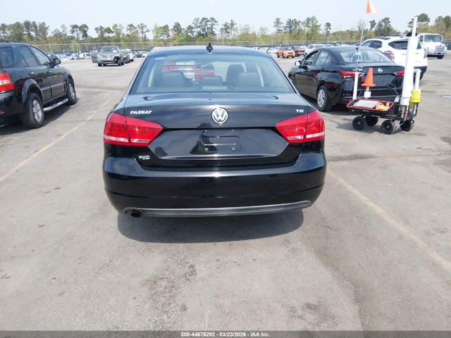 Aukcja sprzedaży 2015 Volkswagen Passat 1.8t Wolfsburg Edition, vin: 1VWAT7A3XFC055461, numer aukcji: 44676292