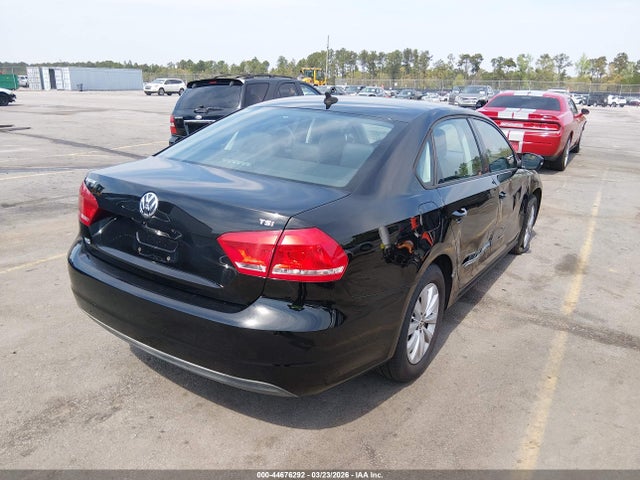 Aukcja sprzedaży 2015 Volkswagen Passat 1.8t Wolfsburg Edition, vin: 1VWAT7A3XFC055461, numer aukcji: 44676292