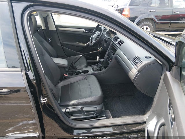 Aukcja sprzedaży 2015 Volkswagen Passat 1.8t Wolfsburg Edition, vin: 1VWAT7A3XFC055461, numer aukcji: 44676292