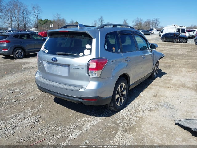 44676321 :رقم المزاد ، JF2SJAGC9JH418556 vin ، 2018 Subaru Forester 2.5i Premium مزاد بيع