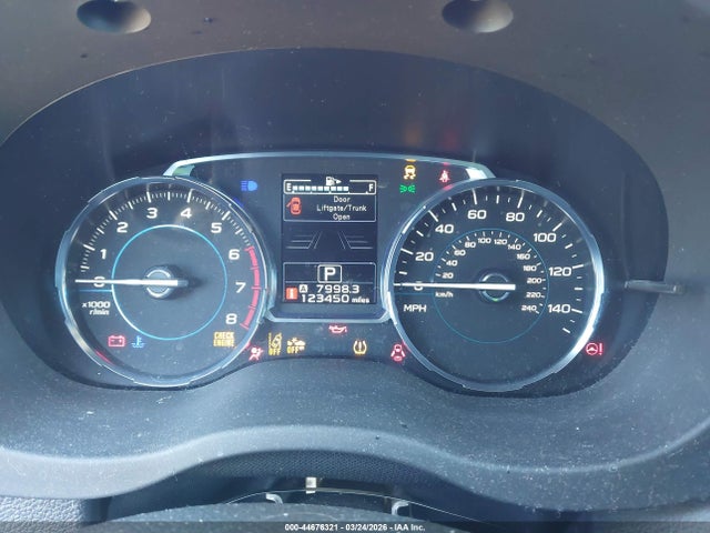44676321 :رقم المزاد ، JF2SJAGC9JH418556 vin ، 2018 Subaru Forester 2.5i Premium مزاد بيع