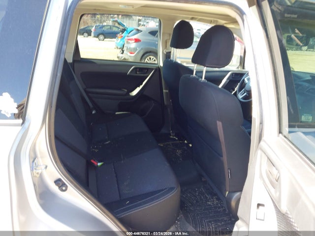 44676321 :رقم المزاد ، JF2SJAGC9JH418556 vin ، 2018 Subaru Forester 2.5i Premium مزاد بيع