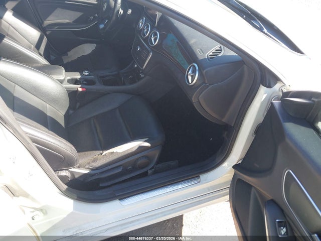 2015 MERCEDES-BENZ CLA 250 WDDSJ4EB8FN164461 Photo 4