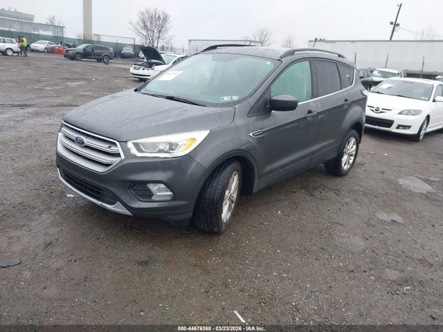 1FMCU9HD1JUA77950 Ford ESCAPE SEL
