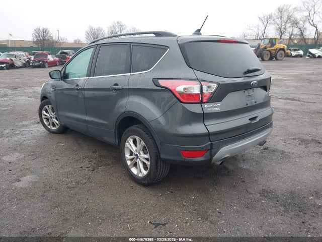1FMCU9HD1JUA77950 Ford ESCAPE SEL