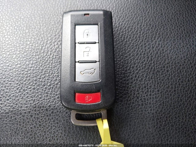 2015 Mitsubishi Outlander Se მანქანა იყიდება აუქციონზე, vin: JA4AZ3A32FZ004683, აუქციონის ნომერი: 44676375