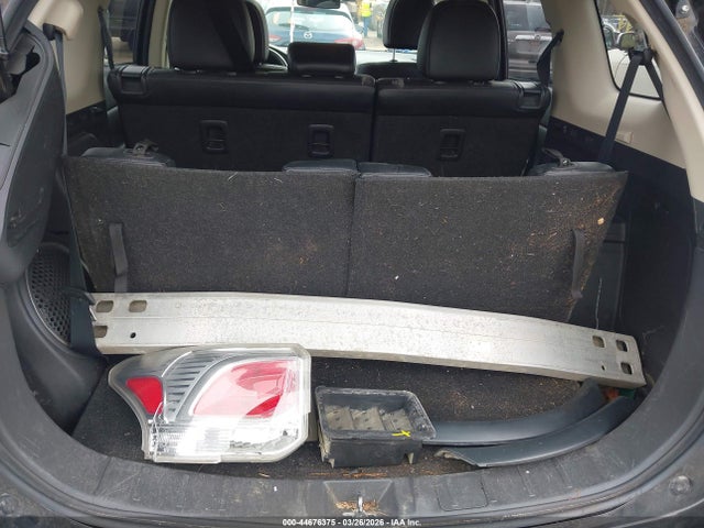 2015 Mitsubishi Outlander Se მანქანა იყიდება აუქციონზე, vin: JA4AZ3A32FZ004683, აუქციონის ნომერი: 44676375