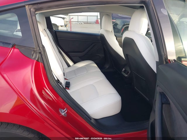2021 Tesla Model 3 Standard Range Plus Rear-wheel Drive მანქანა იყიდება აუქციონზე, vin: 5YJ3E1EAXMF060817, აუქციონის ნომერი: 44676387