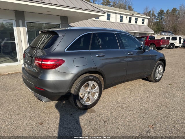 44676396 :رقم المزاد ، WDC0G4KB6HF256664 vin ، 2017 Mercedes-benz Glc 300 4matic مزاد بيع