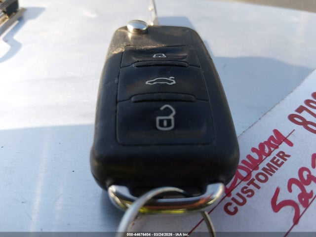 2015 VOLKSWAGEN PASSAT 1VWAT7A33FC017196 Photo 10