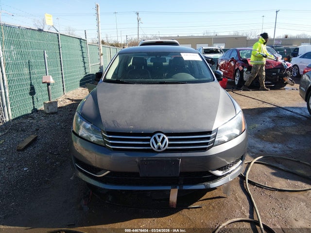 44676404 :رقم المزاد ، 1VWAT7A33FC017196 vin ، 2015 Volkswagen Passat 1.8t Wolfsburg Edition مزاد بيع
