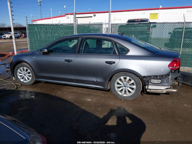 44676404 :رقم المزاد ، 1VWAT7A33FC017196 vin ، 2015 Volkswagen Passat 1.8t Wolfsburg Edition مزاد بيع