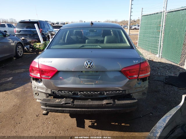 44676404 :رقم المزاد ، 1VWAT7A33FC017196 vin ، 2015 Volkswagen Passat 1.8t Wolfsburg Edition مزاد بيع