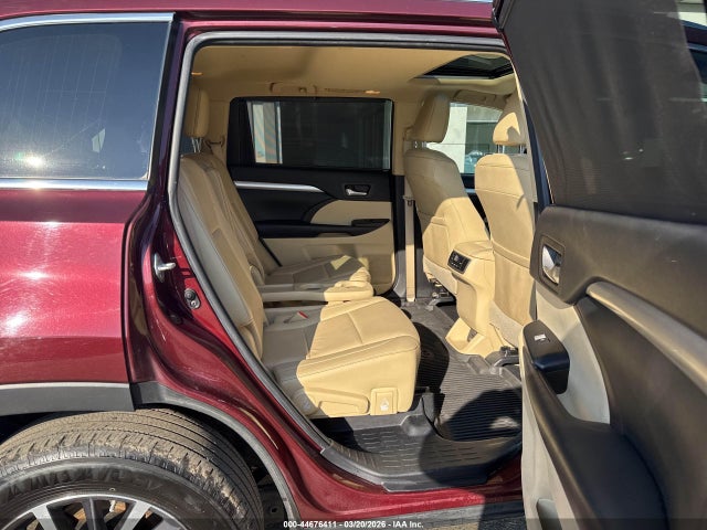 2018 TOYOTA HIGHLANDER 5TDJZRFH2JS823121 Photo 7