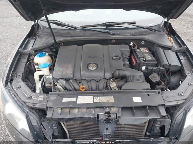 2013 Volkswagen Passat 2.5l Se მანქანა იყიდება აუქციონზე, vin: 1VWBP7A39DC122041, აუქციონის ნომერი: 44676426