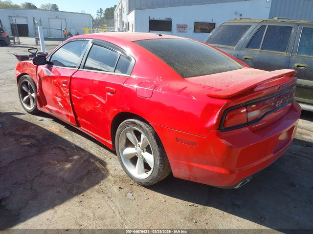 2014 Dodge Charger Sxt მანქანა იყიდება აუქციონზე, vin: 2C3CDXHG2EH364360, აუქციონის ნომერი: 44676431