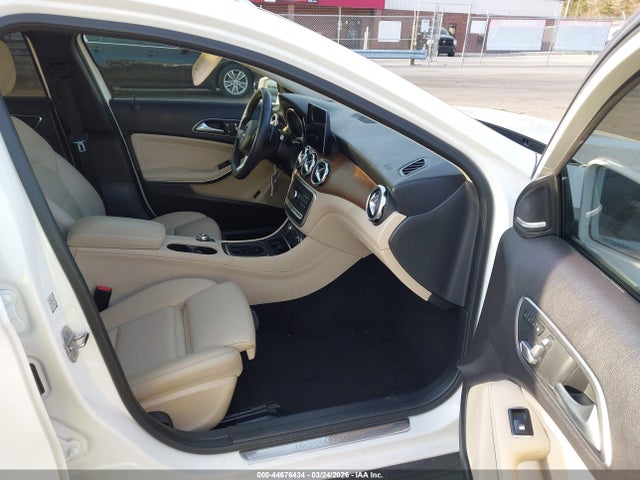Продажа на аукционе авто 2020 Mercedes-benz Gla 250 4matic, vin: WDCTG4GB6LU027055, номер лота: 44676434