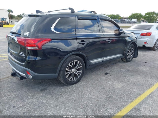 2017 MITSUBISHI OUTLANDER JA4AD3A37HZ029984 Photo 3