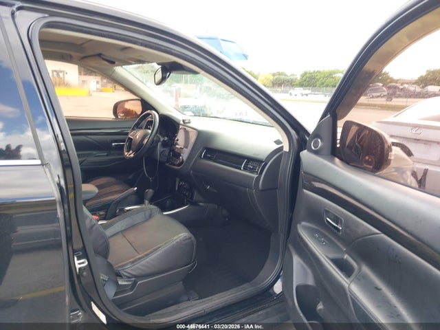 2017 MITSUBISHI OUTLANDER JA4AD3A37HZ029984 Photo 4